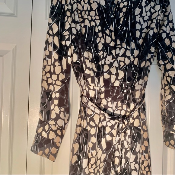 ROBERT ALLAN for H&M Satin Midi Dress in grey, pink, black - Picture 5 of 13